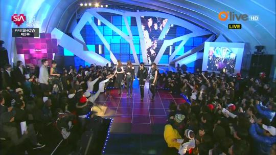 1111_211717_COMP.avi_000361867