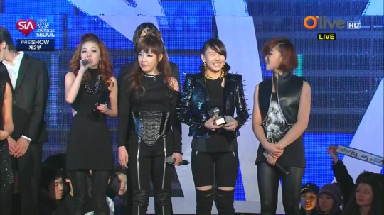 1257944099_200911112205020925282101_0