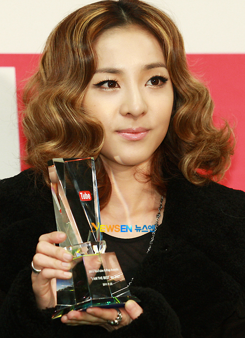 201111221401091001_1