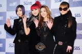 2NE1-1