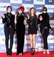 2NE1-15