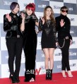 2NE1-19