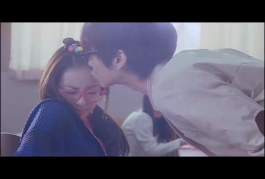 산다라와 샤이니의 에뛰드 키스노트 1화! 종현과의 부끄러운 코랄 2447