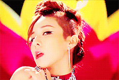 tumblr_m6s20hXQ371r8d91lo3_250