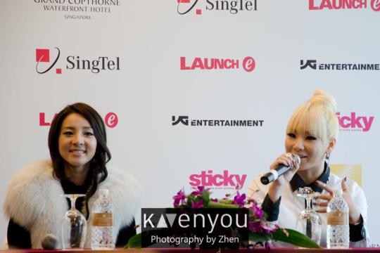 2ne1-sg-press-con-3