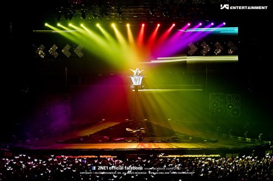 64615_438472499535283_1214900001_n