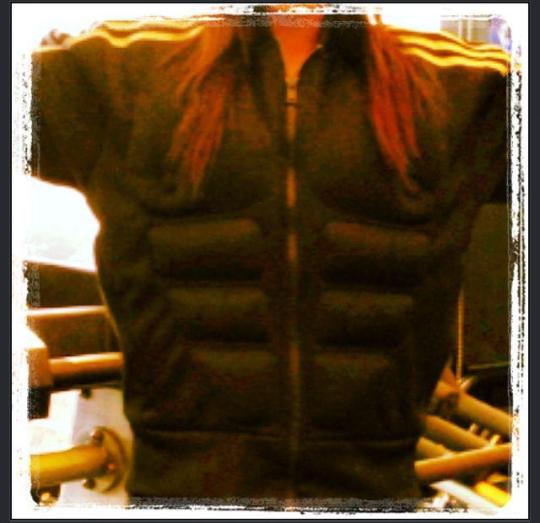 379666_190392944418084_786622085_n