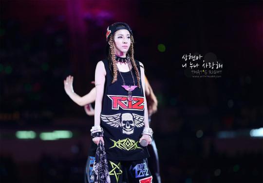 BFj8GFECcAAGNHx.jpg large