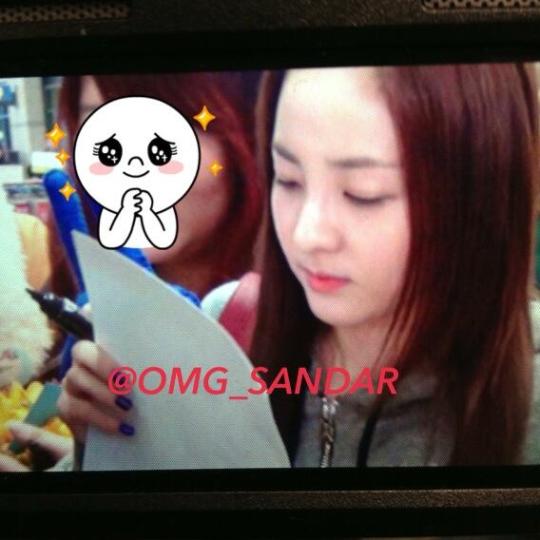 BGJ9ao5CcAAzaBX.jpg large