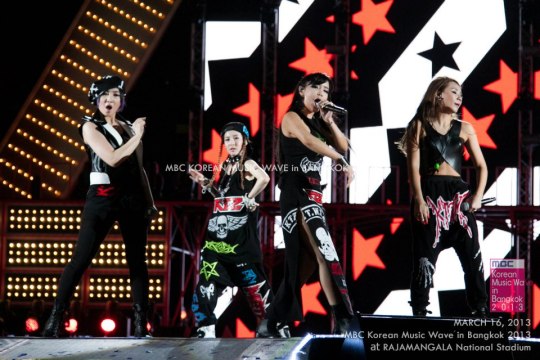 545444_581100065241119_1799321493_n