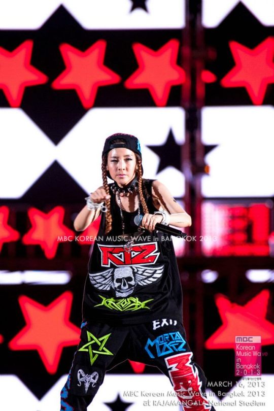 563678_581100581907734_1438322943_n