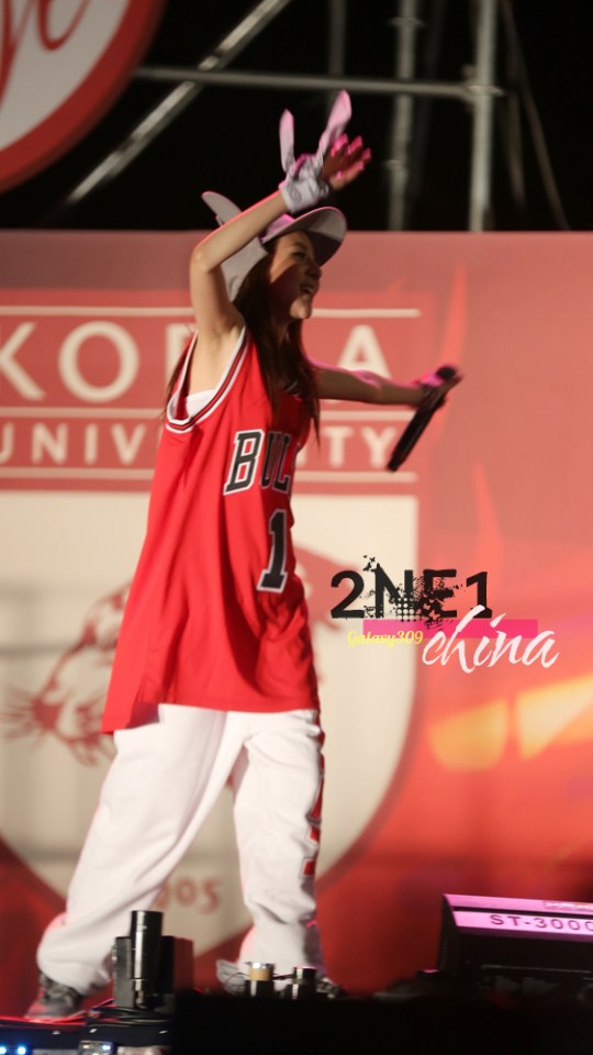 53377656201305280021393407137443869_006