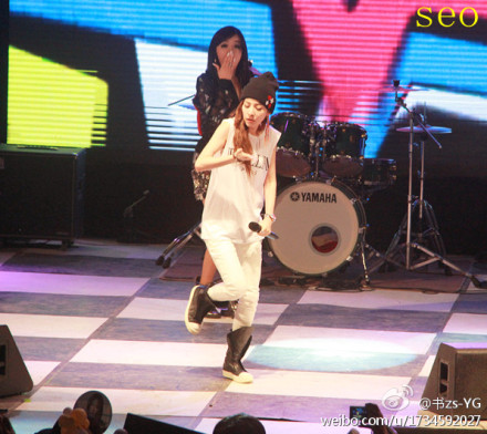 6763c61bjw1e4qmlf4o9gj20gk0esn07