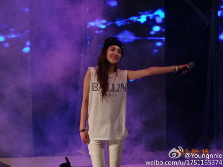 6860a9bejw1e4qi0cfczaj21kw16onji