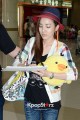70852-2ne1s-sandara-park-may15-2013