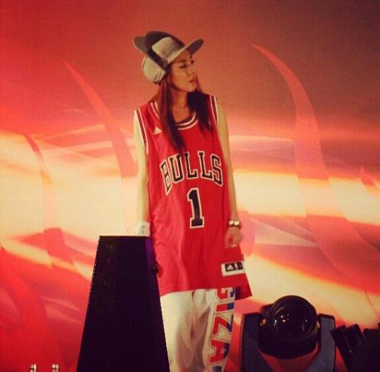 BLEsZL4CEAAfy0A.jpg large