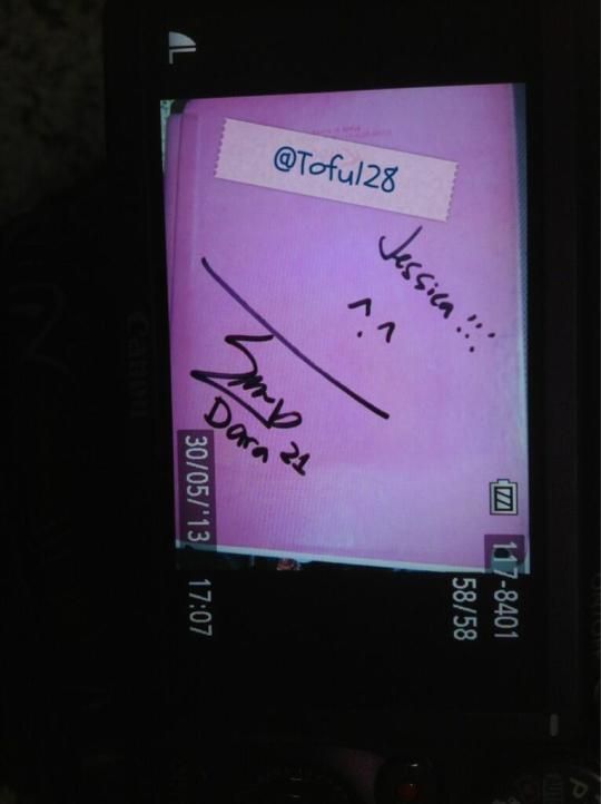 BLf7iF2CQAA9Ii_.jpg large