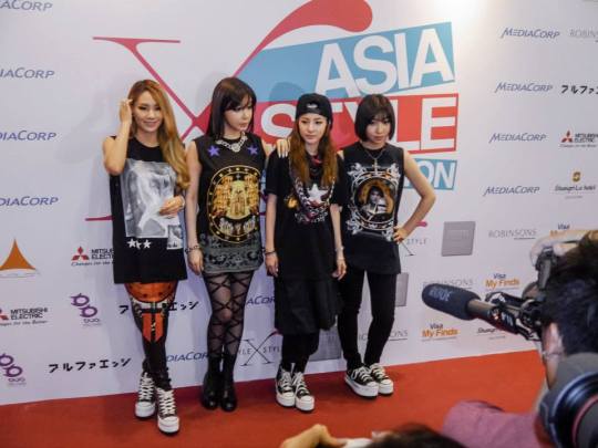 1044963_451096771654073_1553383323_n