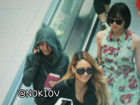 BNRNKwzCQAEEOrv.jpg large