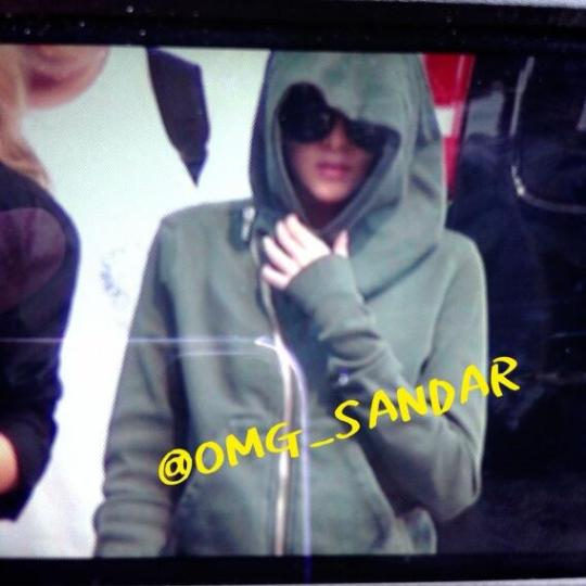 BNRQuVfCUAAIvOC.jpg large