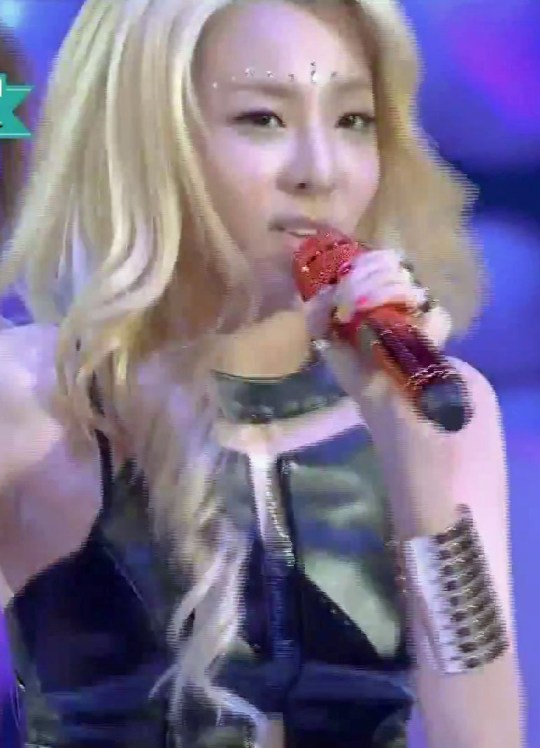 2NE1_0718_M.net 20's Choice_나쁜기집애 FALLING IN LOVE 10791