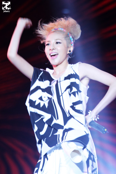 6245214djw1e6kl3u3ou1j21jk2bcu0x