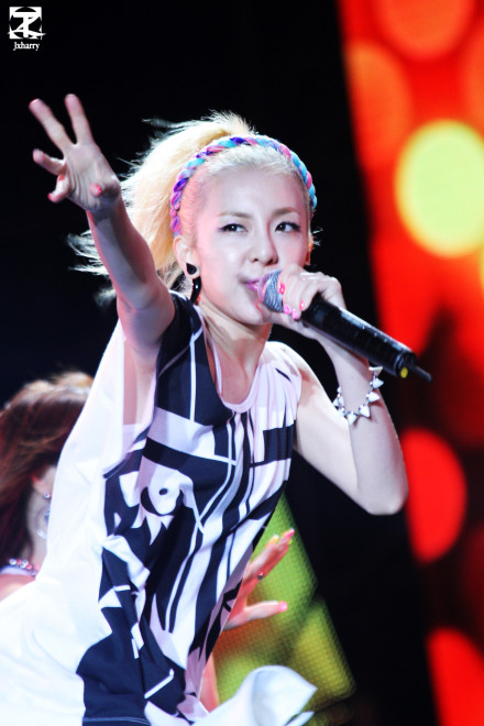 6245214djw1e6kl45mvzdj21jk2bcb2a