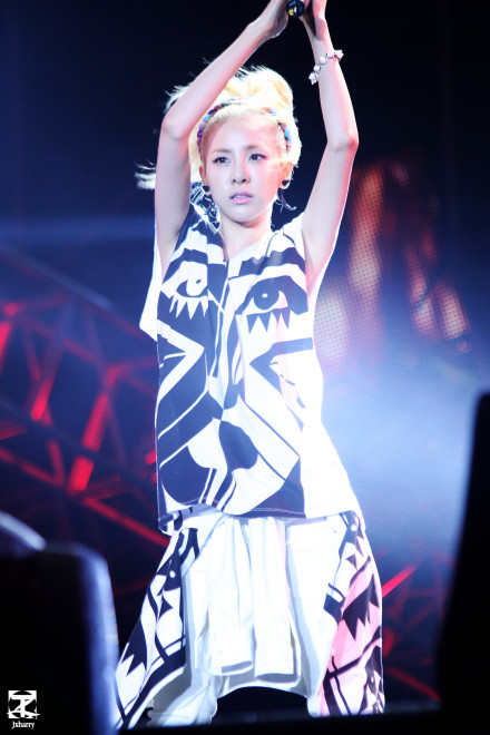 6245214djw1e6kl4mh1qgj21jk2bc7wi