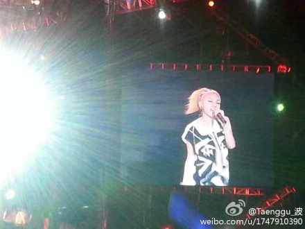 682efef6jw1e6ke9rtut5j20np0hs3z1