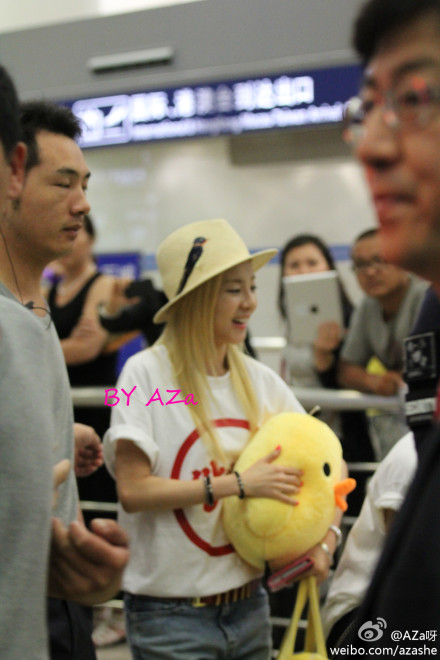 685d8741jw1e6m8nk8kvuj20xc1e0qmc