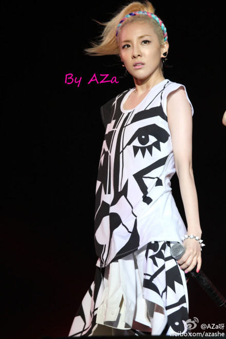 685d8741jw1e6m9amanf3j20xc1e0duv