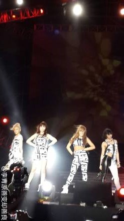 71fbe56ajw1e6kecrlv38j21kw0w0juu