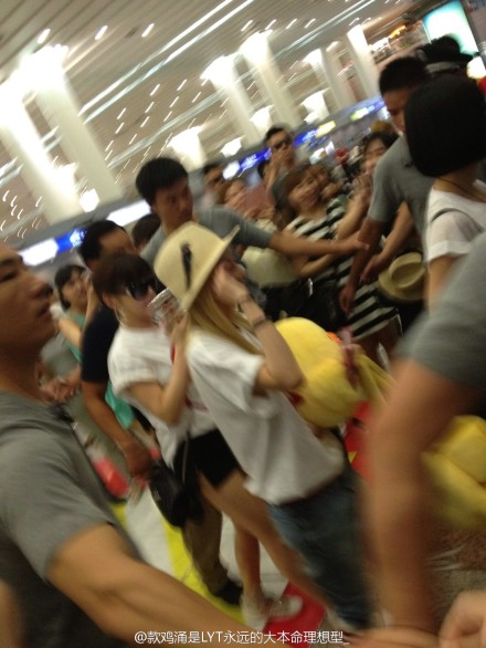 72899596jw1e6jtrgz6z2j20xc18ggx8