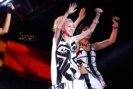 7eab01fdjw1e6pr99unldj20rs0ikwkf