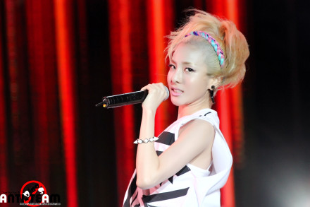 b24230d5jw1e6ovvkosk7j21e00xc7la