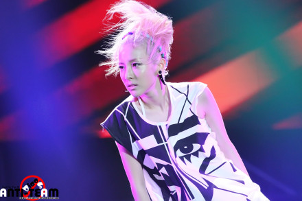 b24230d5jw1e6ovvvy5g8j21e00xcngm