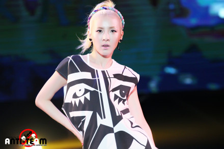 b24230d5jw1e6owyn2qw0j215o0rsk34