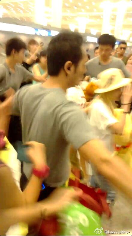 BO8G6miCEAIFFky.jpg large