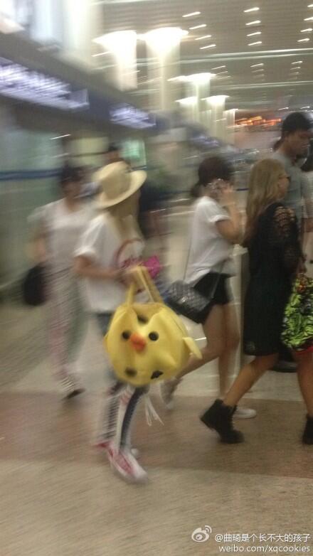 BO8Ox9LCcAAb5Rj.jpg large