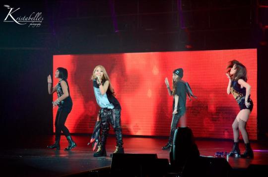 BOGnz-uCUAA4AB_.jpg large