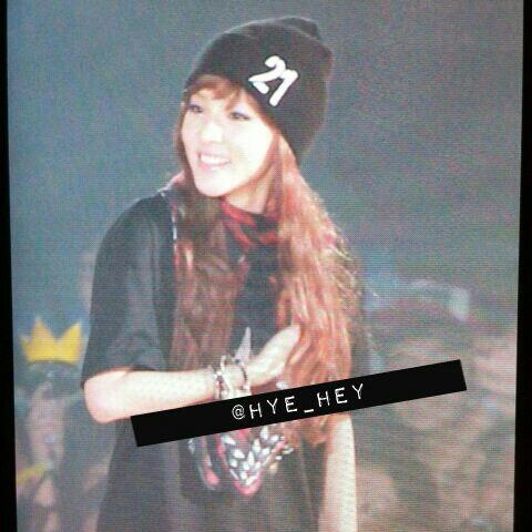 BOIL3lNCYAAPxuv.jpg large