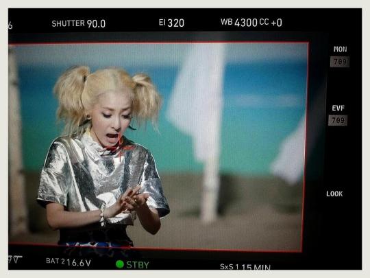 BOuLPuqCYAAn24s.jpg large