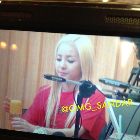 BPMehbjCcAAdY-N.jpg large