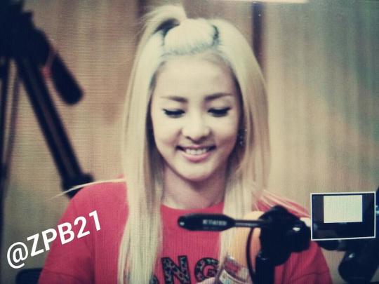 BPMeuMaCYAAdQMb.jpg large