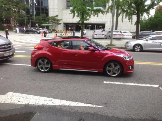 BPRKD7ACIAE9-mL.jpg large