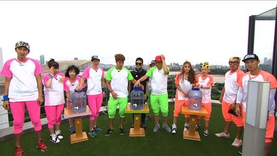 BQD82aACIAAfrFH.jpg large