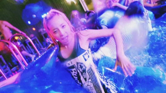 2NE1 - DO YOU LOVE ME M_V 1296