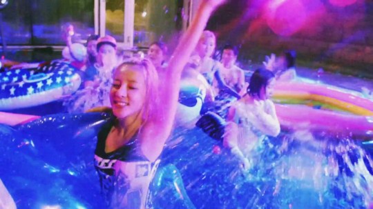 2NE1 - DO YOU LOVE ME M_V 1354