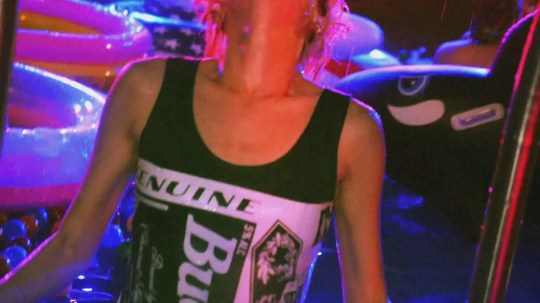 2NE1 - DO YOU LOVE ME M_V 1398