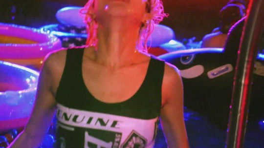 2NE1 - DO YOU LOVE ME M_V 1406